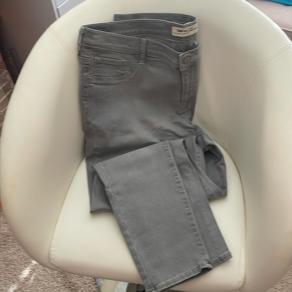 GAP Gray Jeggings Soft Denim Versatile 34R New Never Worn